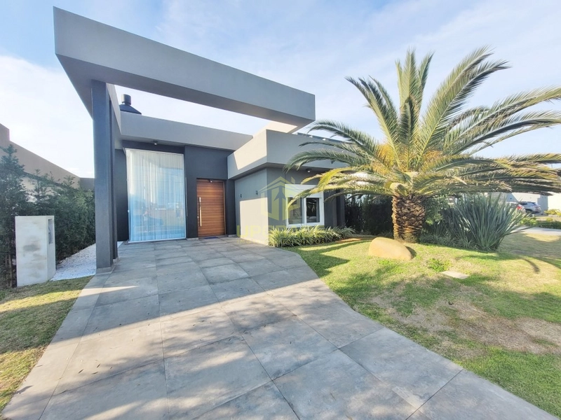 Quero férias, quero praia, quero calor!: 2ª foto da galeria de imagens do imóvel