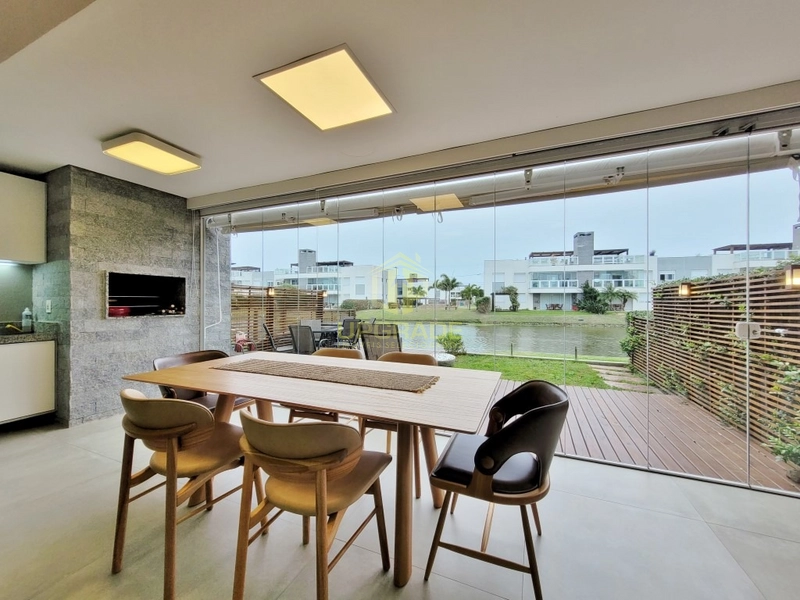 Nada me dá tanta paz e amor como a praia.: 6ª foto da galeria de imagens do imóvel