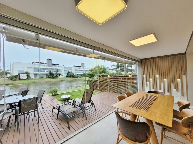 Nada me dá tanta paz e amor como a praia.: 3ª foto da galeria de imagens do imóvel