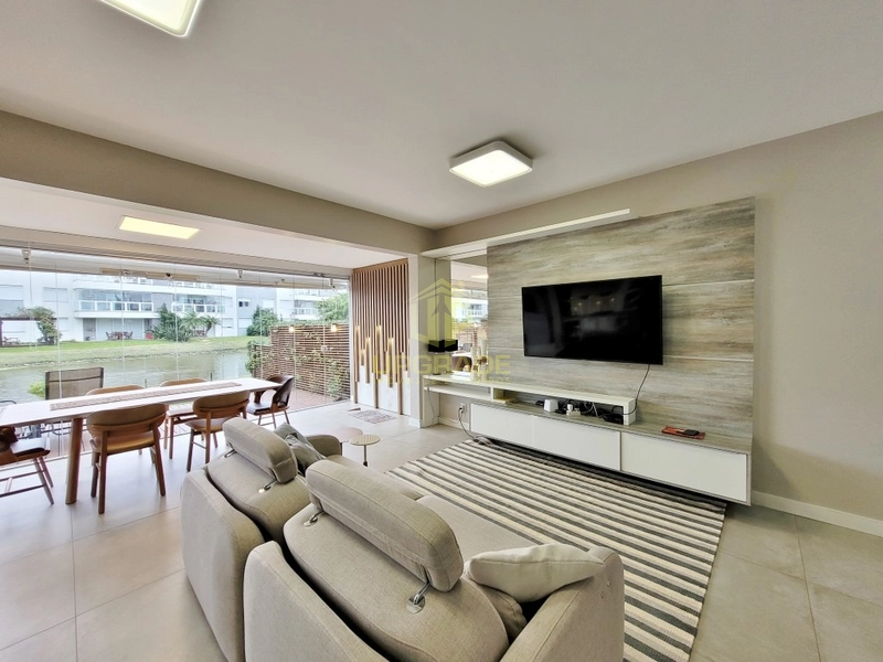 Nada me dá tanta paz e amor como a praia.: 9ª foto da galeria de imagens do imóvel