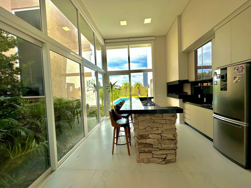 O sol reflete no meu corpo e minha vida ganha mais energia!: 3ª foto da galeria de imagens do imóvel