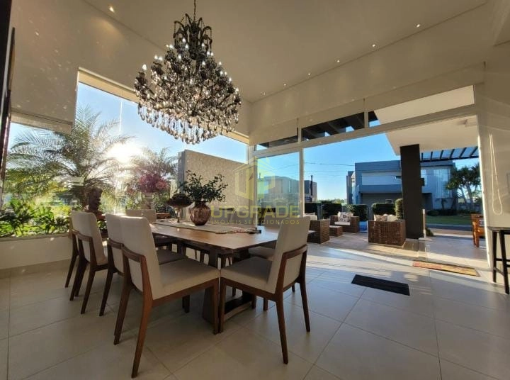 É no azul do mar e no sal da areia que me sinto em casa.: 15ª foto da galeria de imagens do imóvel