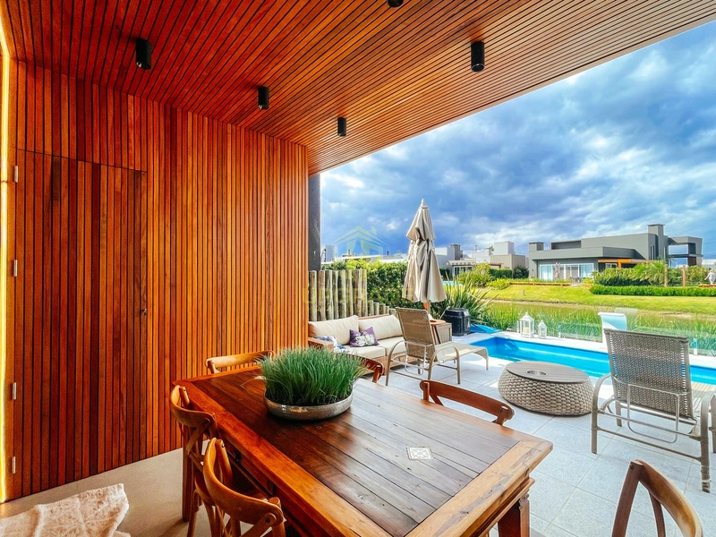 Nada me dá tanta paz e amor como a praia.: 12ª foto da galeria de imagens do imóvel