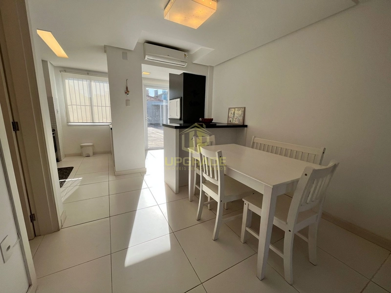 Escutar o mar, olhar a lua e sentir a leveza da vida.: 5ª foto da galeria de imagens do imóvel