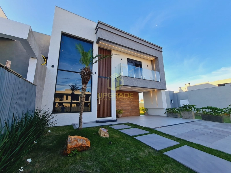 A felicidade existe graças às ondas do mar.