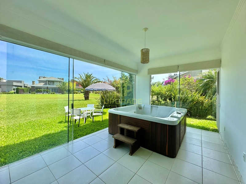 Praia, areia, sol e mar: aqui encontro a minha paz: 26ª foto da galeria de imagens do imóvel