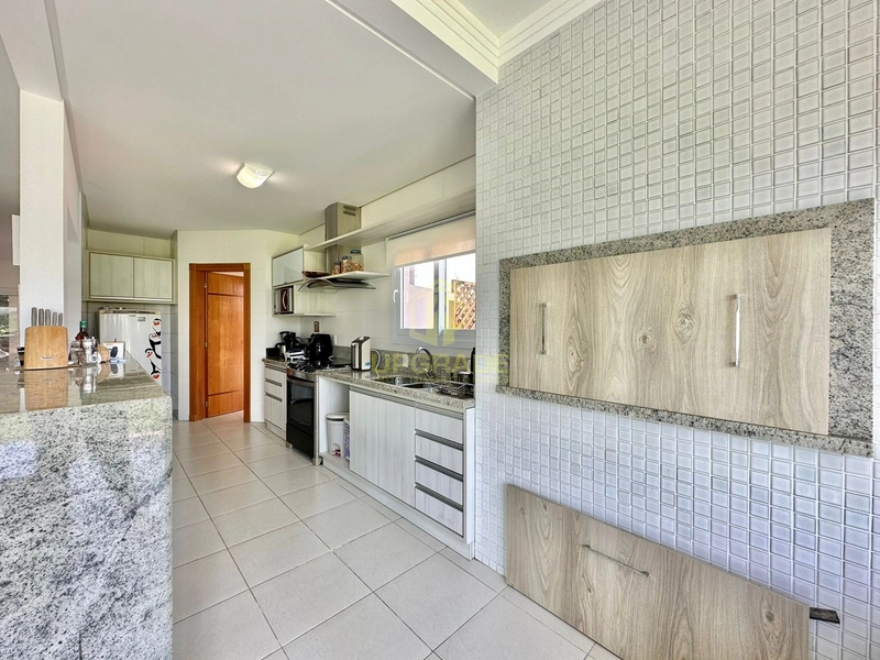 Praia, areia, sol e mar: aqui encontro a minha paz: 21ª foto da galeria de imagens do imóvel