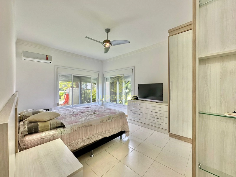 Praia, areia, sol e mar: aqui encontro a minha paz: 10ª foto da galeria de imagens do imóvel