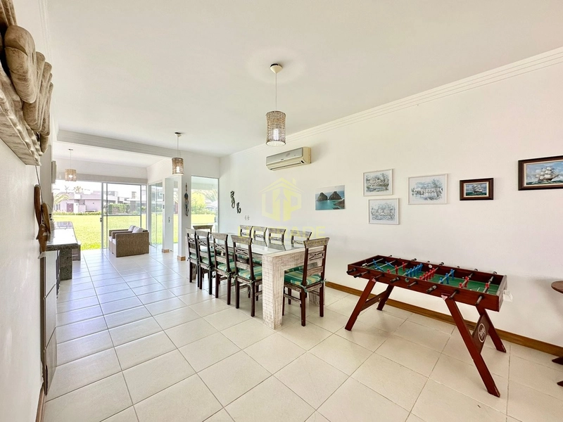 Praia, areia, sol e mar: aqui encontro a minha paz: 30ª foto da galeria de imagens do imóvel