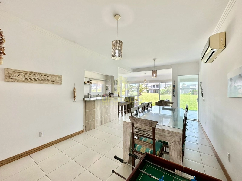 Praia, areia, sol e mar: aqui encontro a minha paz: 29ª foto da galeria de imagens do imóvel