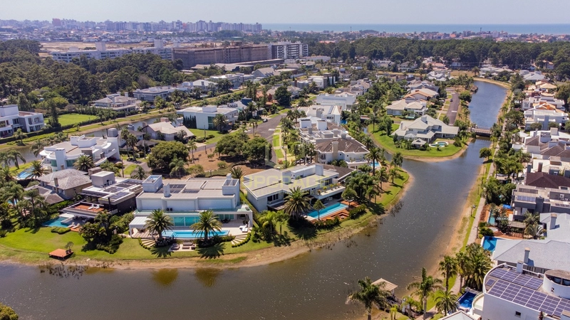Nada me dá tanta paz e amor como a praia.: 7ª foto da galeria de imagens do imóvel