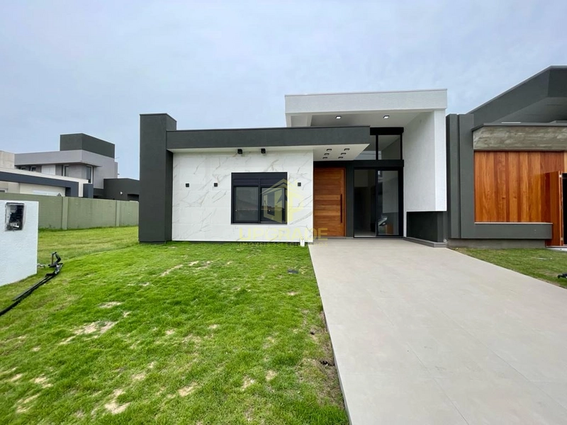 Dia abençoado pelo calor do sol e a beleza do mar!