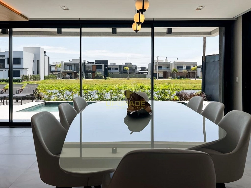 Um dia na praia é a definição de felicidade!: 14ª foto da galeria de imagens do imóvel