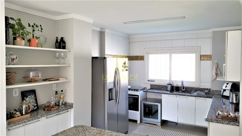 A vida fica melhor na praia.: 7ª foto da galeria de imagens do imóvel