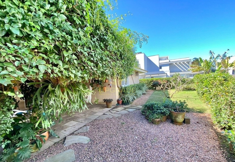 A vida fica melhor na praia.: 12ª foto da galeria de imagens do imóvel