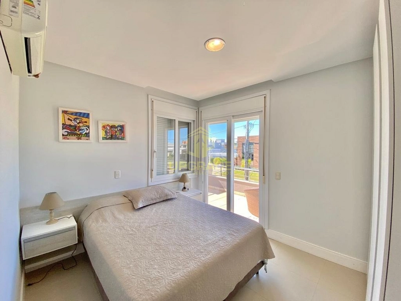 A vida fica melhor na praia.: 10ª foto da galeria de imagens do imóvel