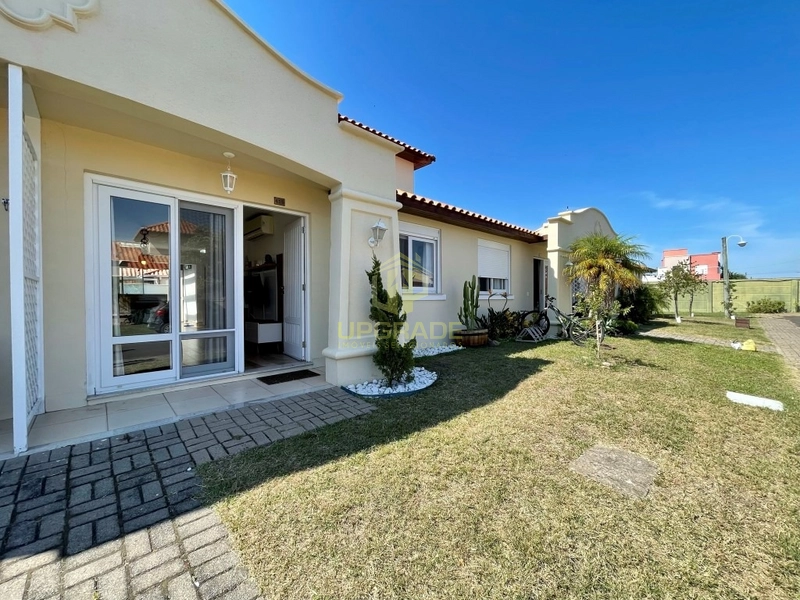 Definitivamente eu preciso de um dia na praia!: 2ª foto da galeria de imagens do imóvel