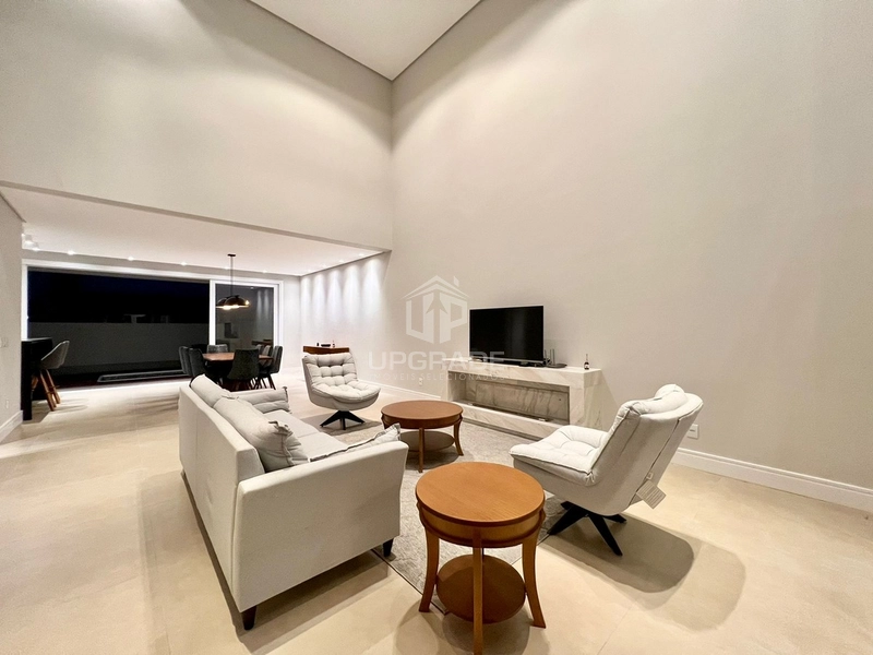 Lindo sobrado, pronto para você!: 3ª foto da galeria de imagens do imóvel