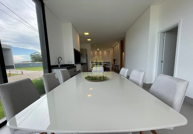 A vida fica melhor na praia.: 3ª foto da galeria de imagens do imóvel