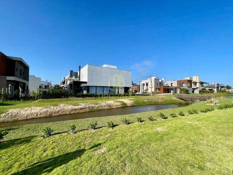 A vida fica melhor na praia.: 6ª foto da galeria de imagens do imóvel