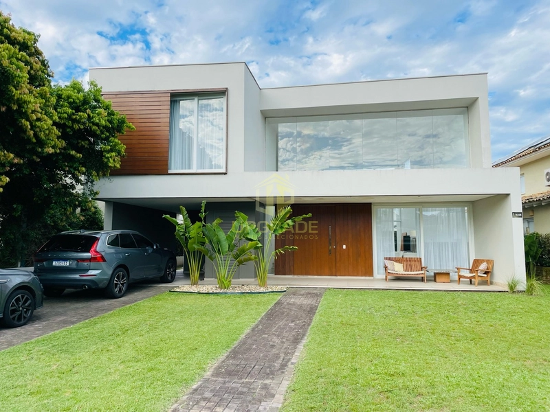 O gostoso da praia, é apreciar as ondas do mar.: 1ª foto da galeria de imagens do imóvel