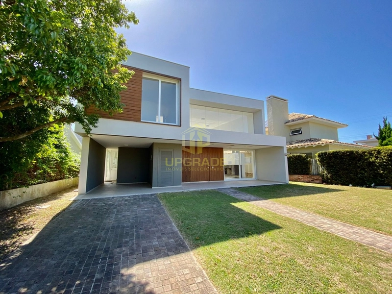 O gostoso da praia, é apreciar as ondas do mar.: 4ª foto da galeria de imagens do imóvel
