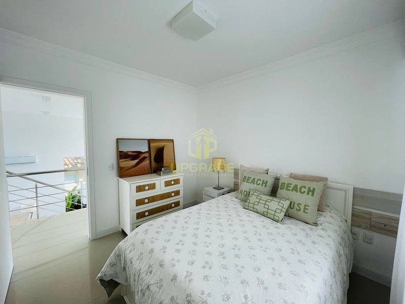 O gostoso da praia, é apreciar as ondas do mar.: 8ª foto da galeria de imagens do imóvel