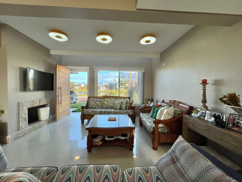 A vida fica melhor na praia.: 17ª foto da galeria de imagens do imóvel