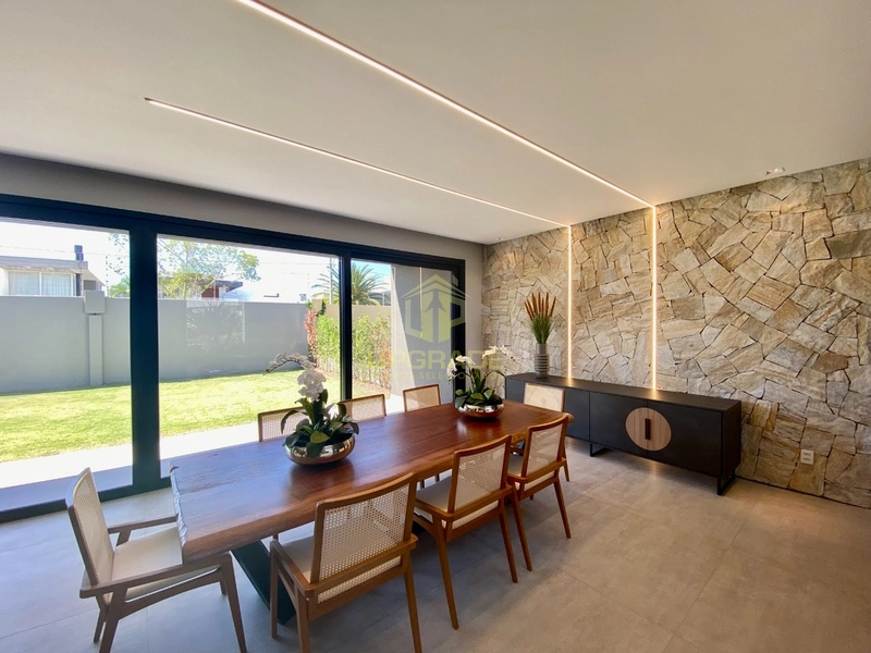 Sob o sol e junto ao mar, a vida é mais leve e bela!: 22ª foto da galeria de imagens do imóvel