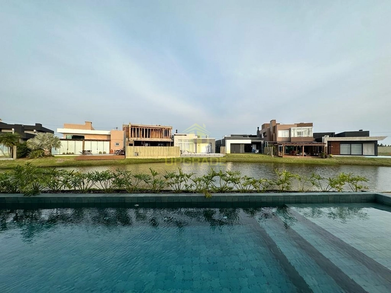 Na calmaria da praia, o mar nos abraça.: 11ª foto da galeria de imagens do imóvel