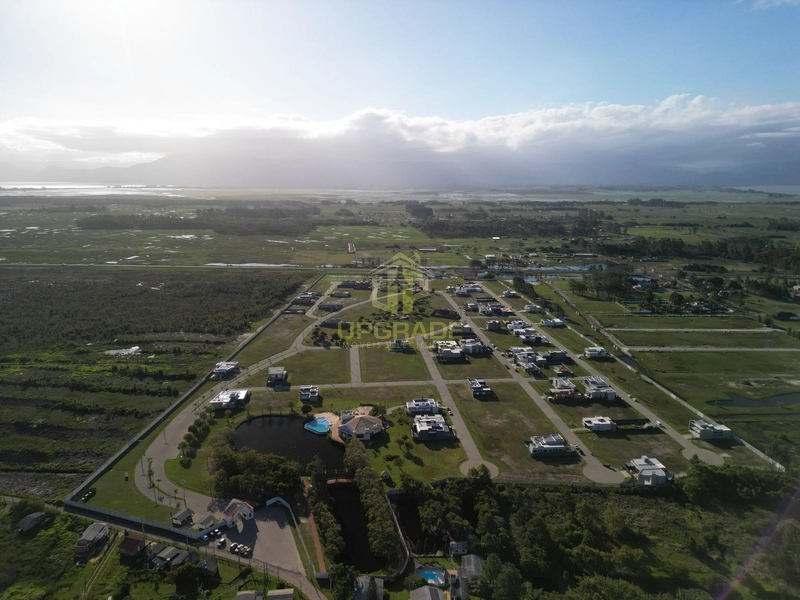 Sob o sol e junto ao mar, a vida é mais leve e bela!: 6ª foto da galeria de imagens do imóvel