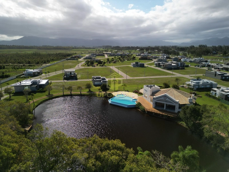 Sob o sol e junto ao mar, a vida é mais leve e bela!: 54ª foto da galeria de imagens do imóvel