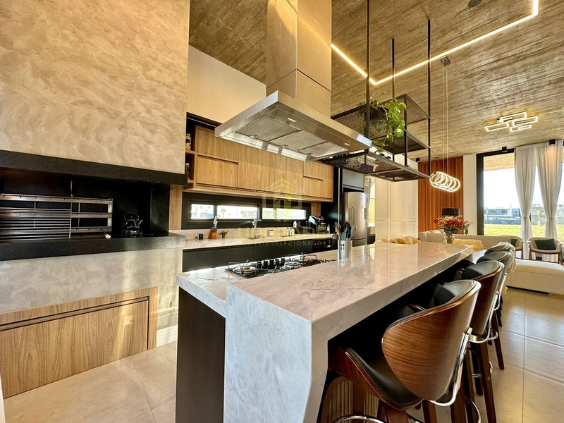 Sob o sol e junto ao mar, a vida é mais leve e bela!: 56ª foto da galeria de imagens do imóvel