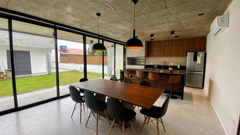 Sob o sol e junto ao mar, a vida é mais leve e bela!: 28ª foto da galeria de imagens do imóvel