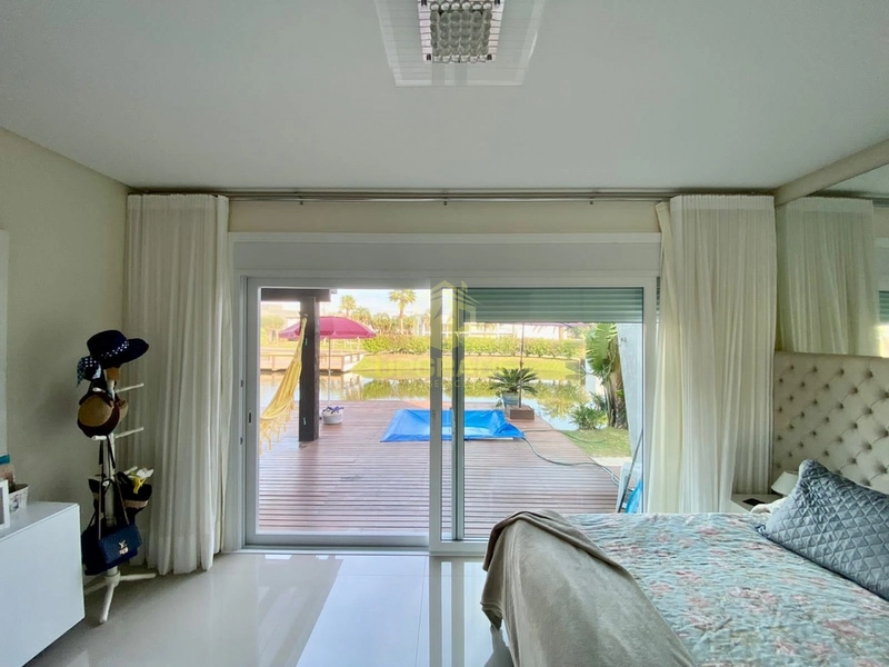 A vida fica melhor na praia.: 39ª foto da galeria de imagens do imóvel