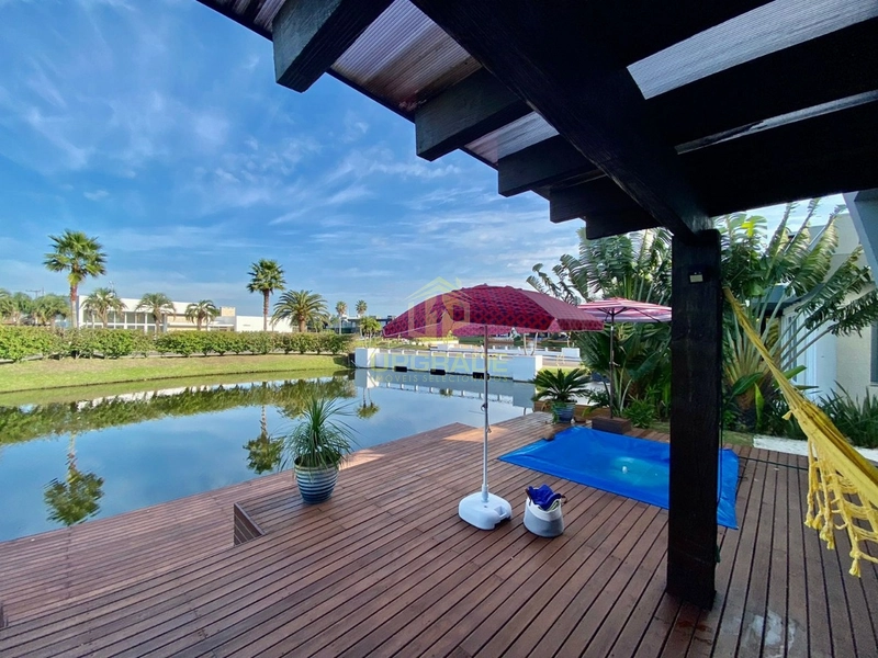 A vida fica melhor na praia.: 23ª foto da galeria de imagens do imóvel