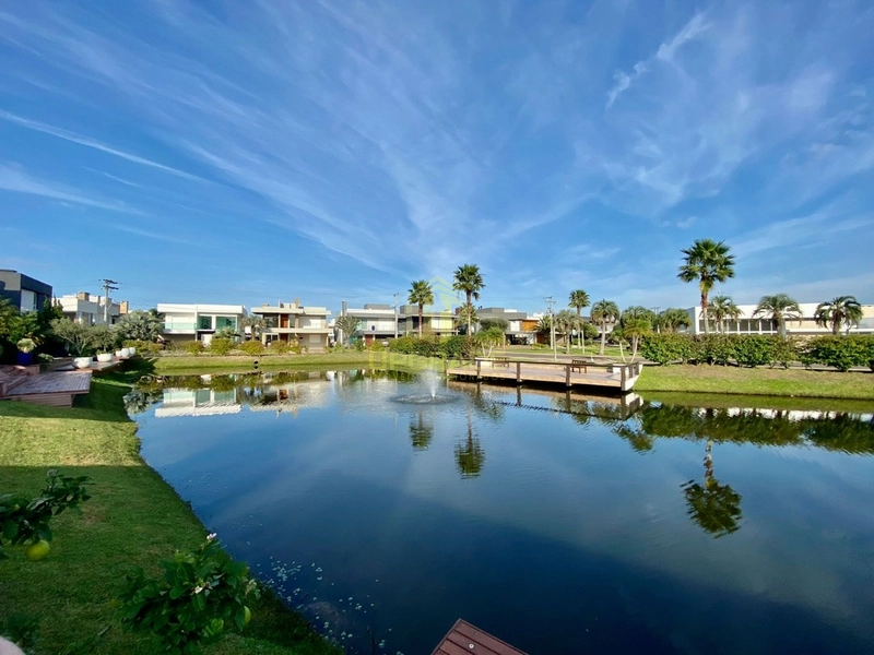 A vida fica melhor na praia.: 13ª foto da galeria de imagens do imóvel