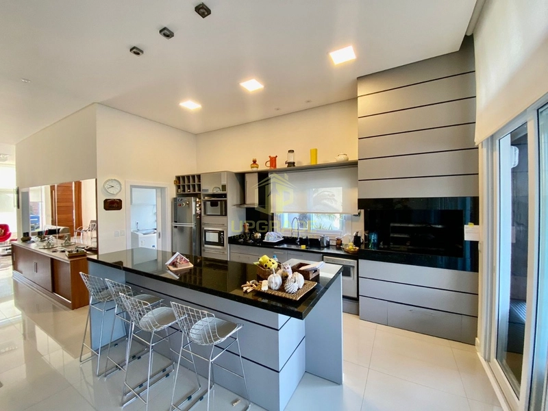 A vida fica melhor na praia.: 6ª foto da galeria de imagens do imóvel