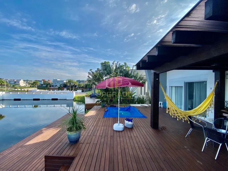 A vida fica melhor na praia.: 32ª foto da galeria de imagens do imóvel