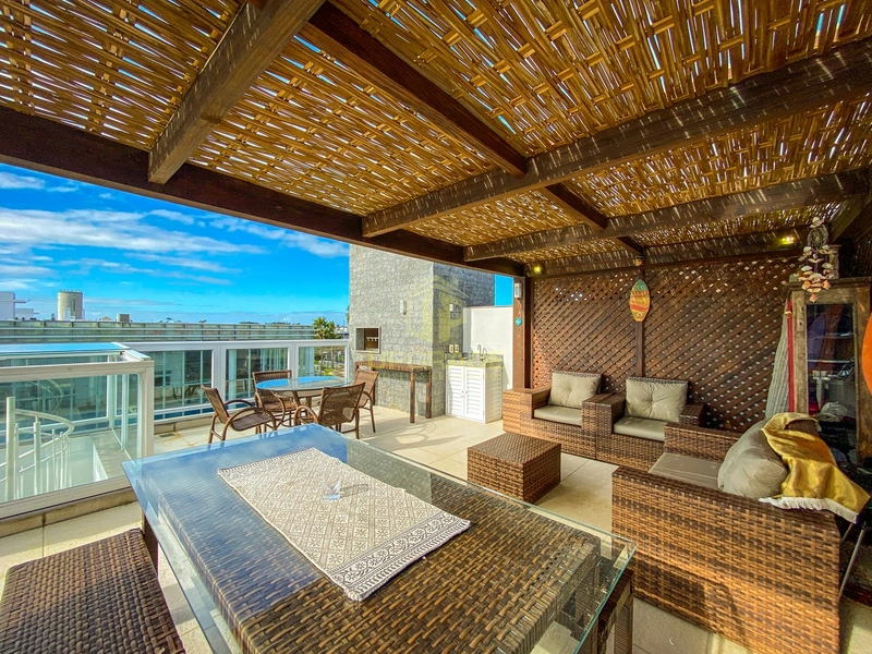 Somente o sol e o mar, praia e música…: 5ª foto da galeria de imagens do imóvel