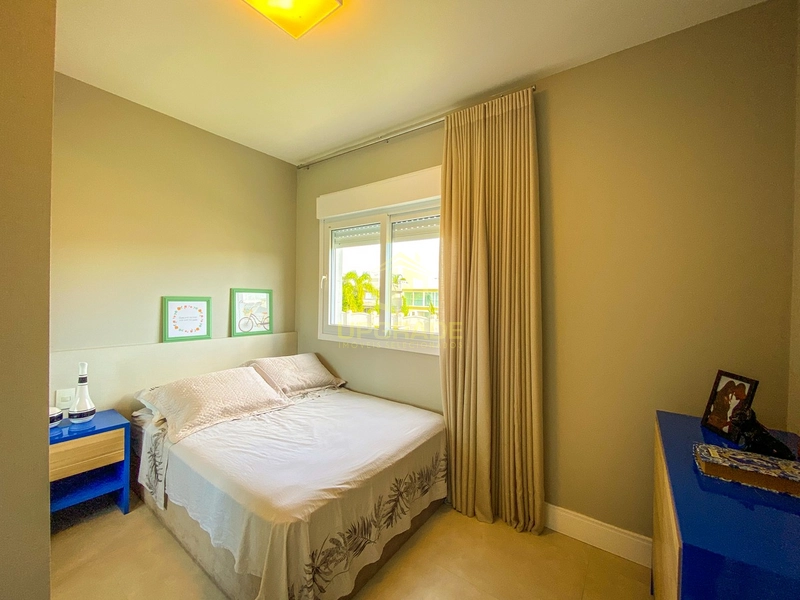 Somente o sol e o mar, praia e música…: 24ª foto da galeria de imagens do imóvel