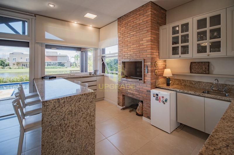 Sob o sol e junto ao mar, a vida é mais leve e bela!: 24ª foto da galeria de imagens do imóvel