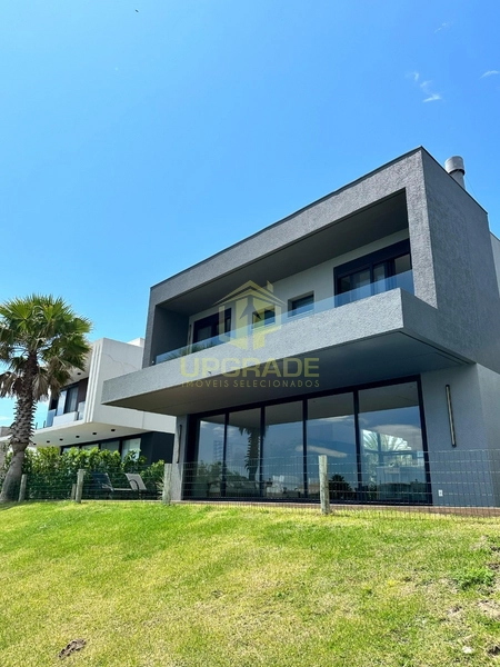 Praia, sol, música e mar, quatro combinações perfeitas.: 3ª foto da galeria de imagens do imóvel