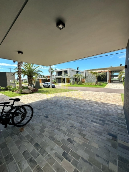 Praia, sol, música e mar, quatro combinações perfeitas.: 12ª foto da galeria de imagens do imóvel