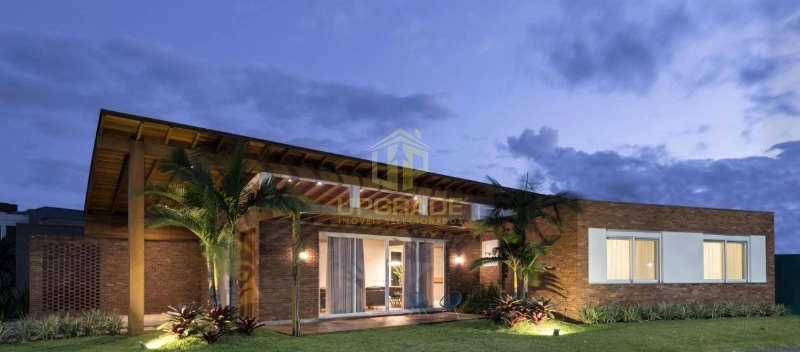 Sorrisos salgados e corações felizes: 2ª foto da galeria de imagens do imóvel