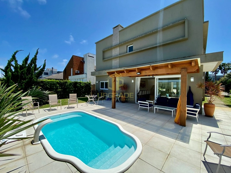 Um dia na praia é a definição de felicidade!: 28ª foto da galeria de imagens do imóvel