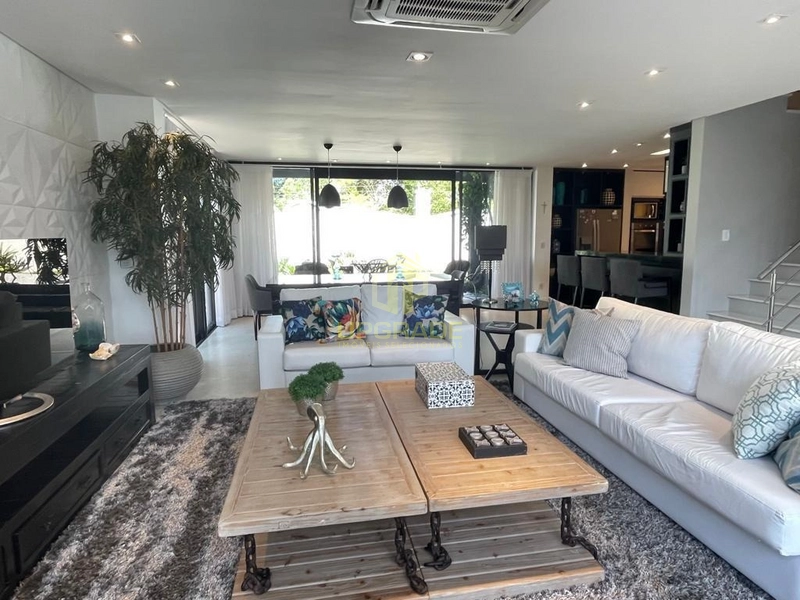 A vida melhora ao colocar o pé na areia!: 13ª foto da galeria de imagens do imóvel