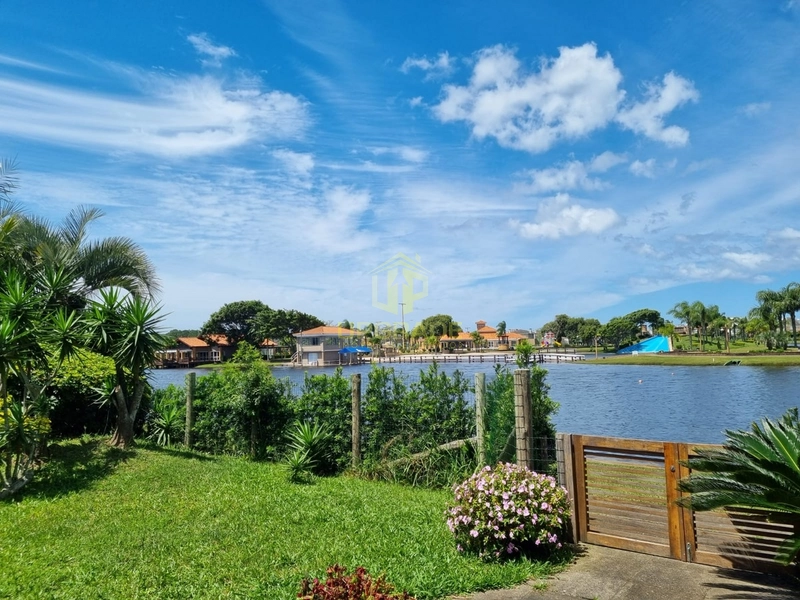 A vida fica melhor na praia.: 13ª foto da galeria de imagens do imóvel