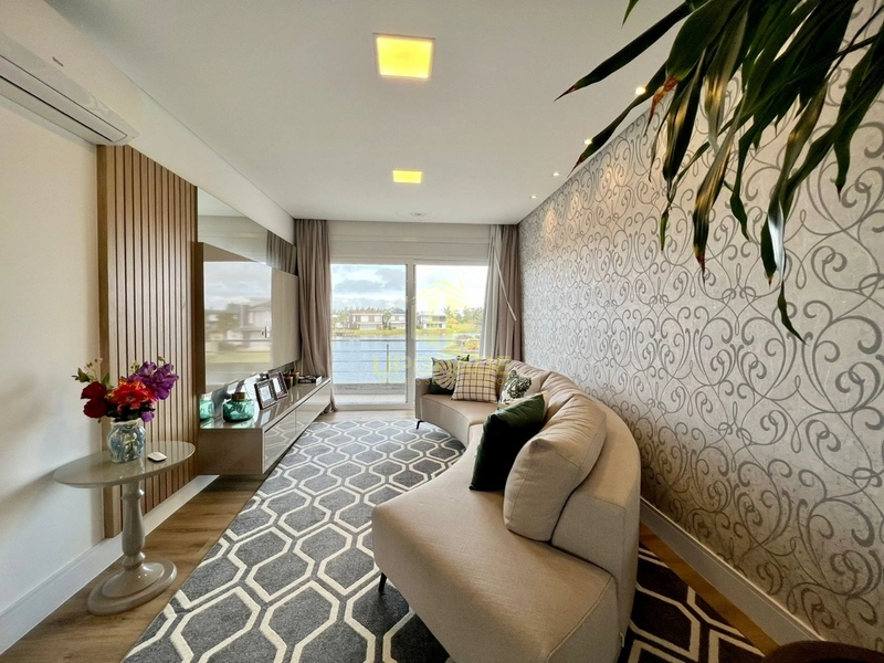 Sob o sol e junto ao mar, a vida é mais leve e bela!: 2ª foto da galeria de imagens do imóvel