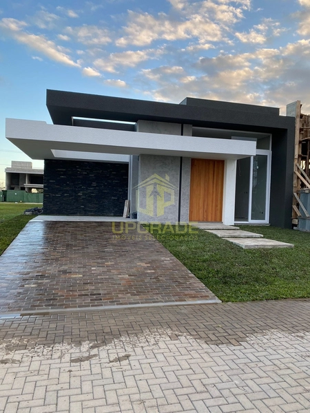 Sob o sol e junto ao mar, a vida é mais leve e bela!